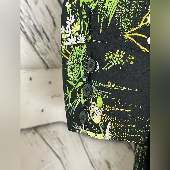 HALOGEN Cross Front Blouse Black Floral Size M - Picture 4 of 7